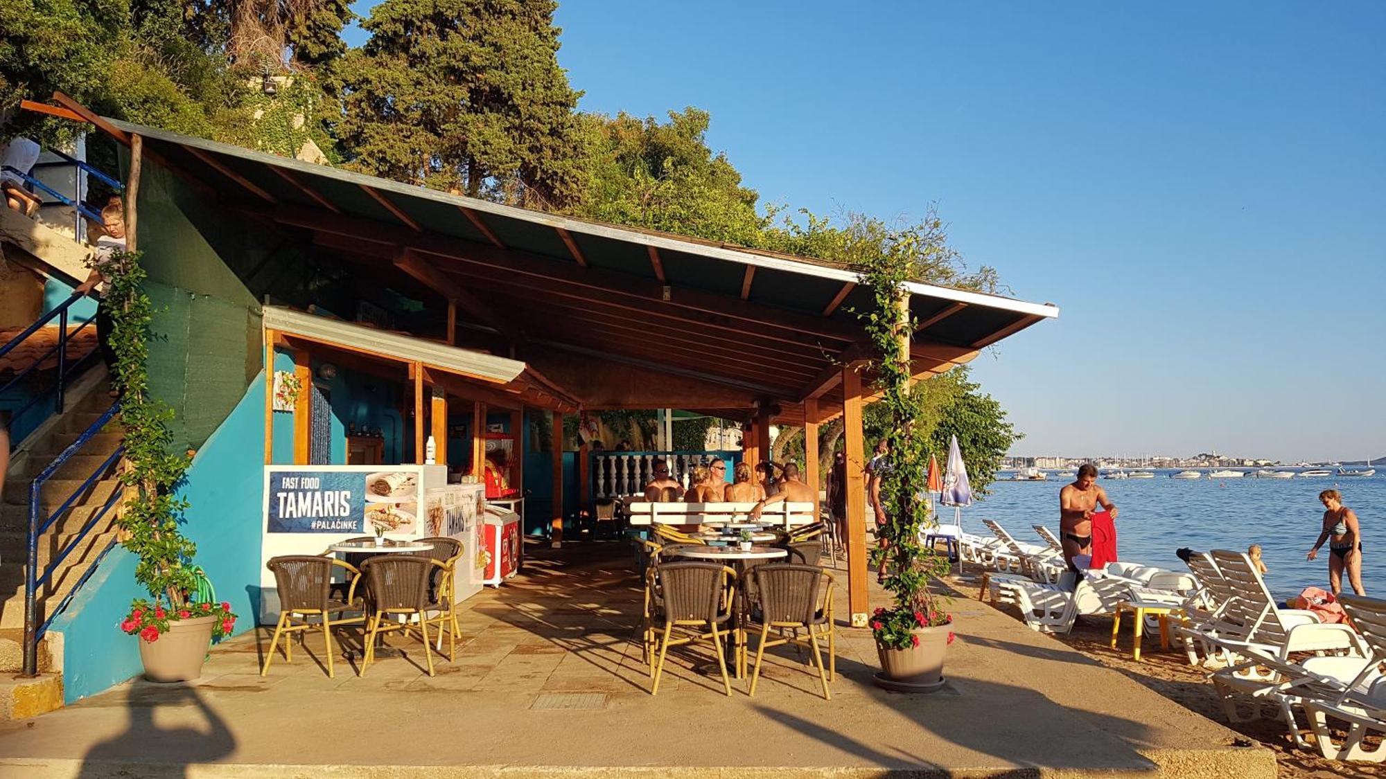Apartmani Maver Sveti Filip i Jakov Exterior foto